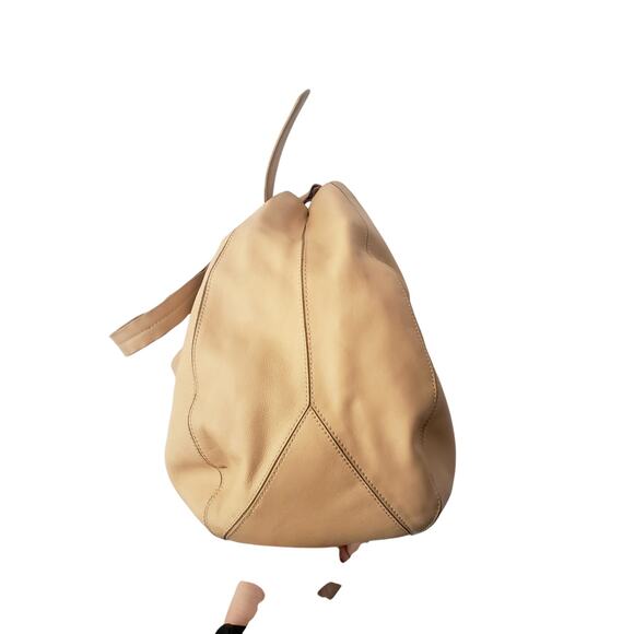 Tod's Leather Hobo Tote Handbag Shoulder Bag Purse Beige/Tan Large - Picture 4 of 10